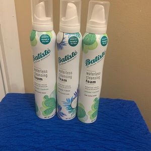 Batiste No Rinse Shampoo…Waterless cleansing foam.